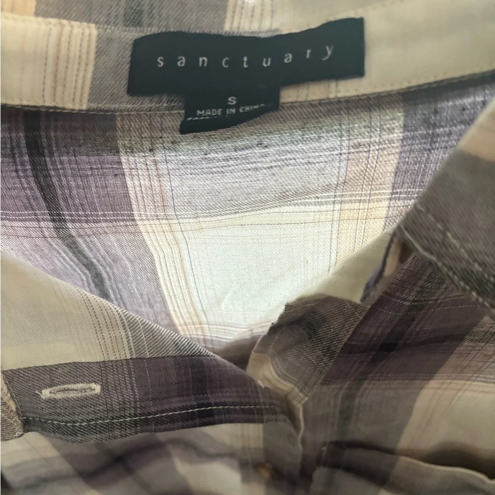 Sanctuary plaid Lightweight Button Down Top NWOT - Picture 3 of 3